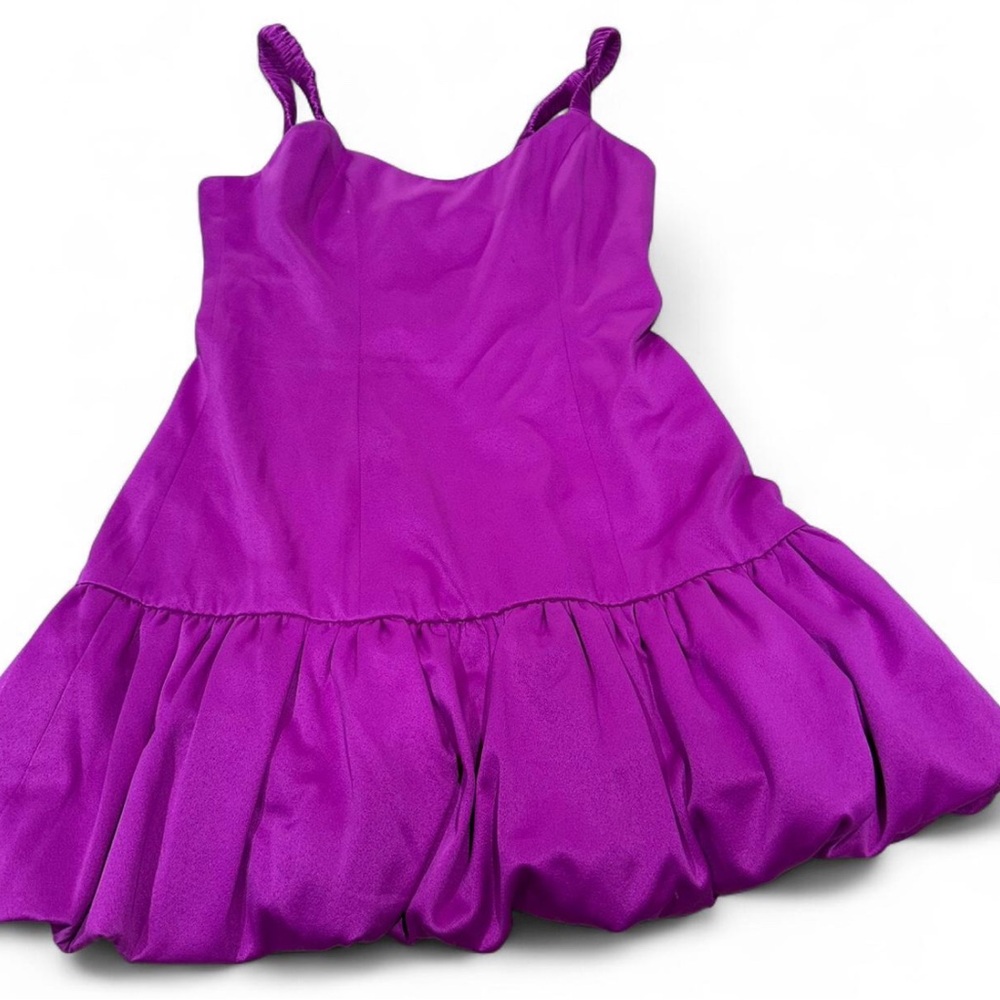 Elliatt Fuchsia Sleeveless Dress - Picture 2 of 7